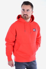 Bluza TJM TOMMY BADGE HOODIE RED TOMMY JEANS