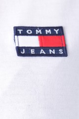 T-shirt TJW TOMMY BADGE TEE BLACK TOMMY JEANS