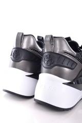 Sneakersy ACTIVE LADY BLACK GUESS