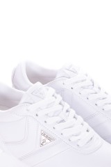 Sneakersy z logo białe GUESS