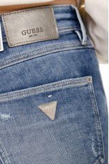 Spodnie jeansowe z przetarciami GUESS