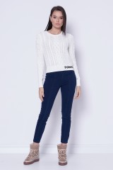 Sweter biały CABLE TOMMY JEANS