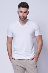 T-shirt z logo na piersi biały ARMNIA EXCHANGE