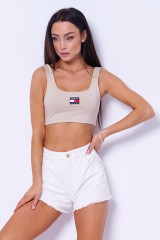 Top beżowy z logo SUPER CROP BADGE TOMMY JEANS
