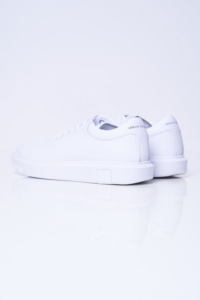Sneakersy białe skórzane ARMANI EXCHANGE