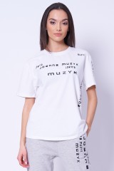 T-shirt biały z napisami LOGO ECRU JOANNA MUZYK